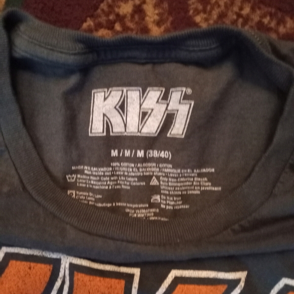 🤠2023 Kiss Catalog LTD Kiss T Shirt Men's Size Medium - Picture 3 of 4